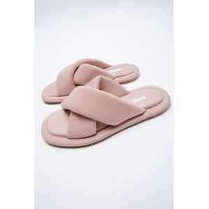 NWT Zara Pink Quilted Slides Sandals